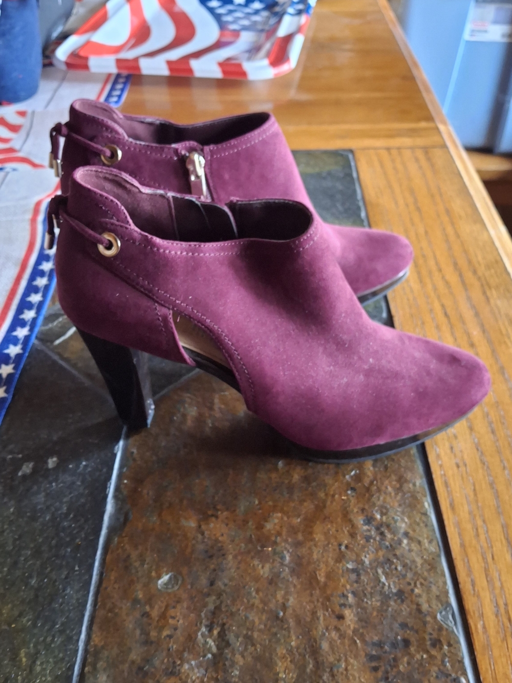 Liz Claiborne Burgundy Suede High Heel Ankle Booties